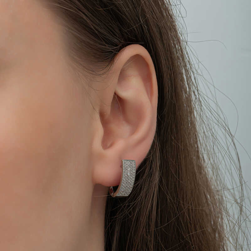 Gümüş 7 Sıra Beyaz Taşlı J Kadın Küpe - Görsel 5