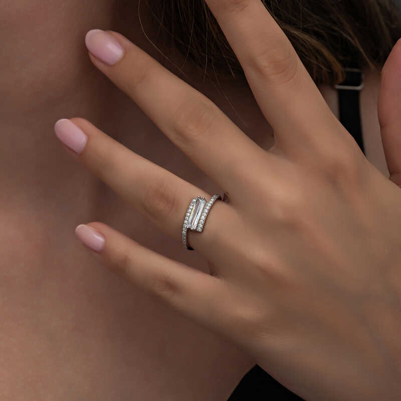 Gümüş Baget Taşlı Kadın Yüzük - Görsel 6