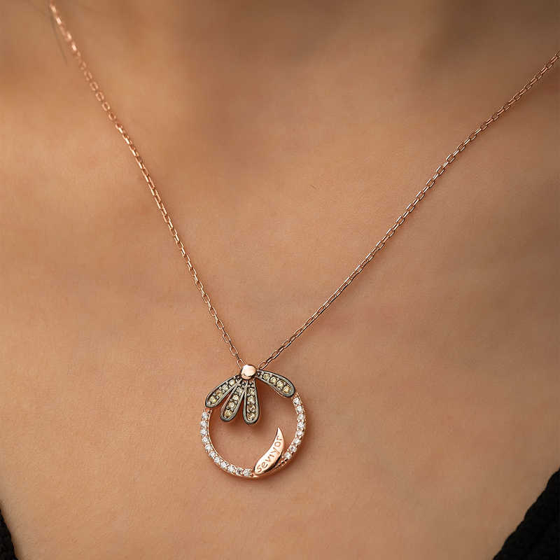 Gümüş Papatya "Seviyor" Kolye - Görsel 2