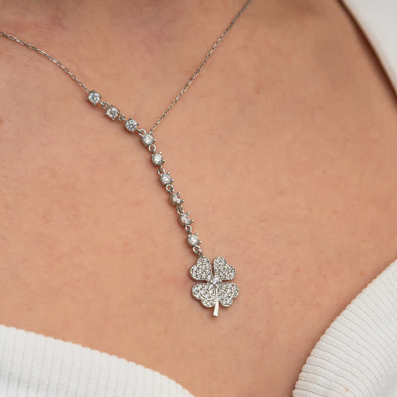 Gümüş Sıralı Zirkon Taşlı Yonca Kadın Kolye - Görsel 4